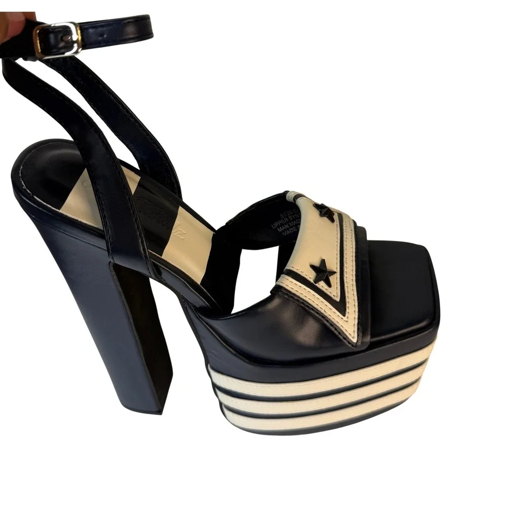 Sugar Thrillz nwt sugar